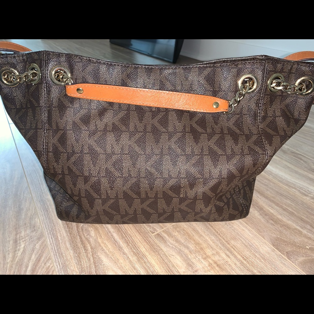 Michael Kors Crossbody